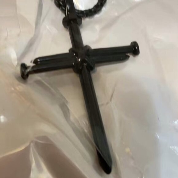 Cross 3 Nail Necklace Statement Piece Pendant Chain and Gift Pouch Black - Picture 8 of 15
